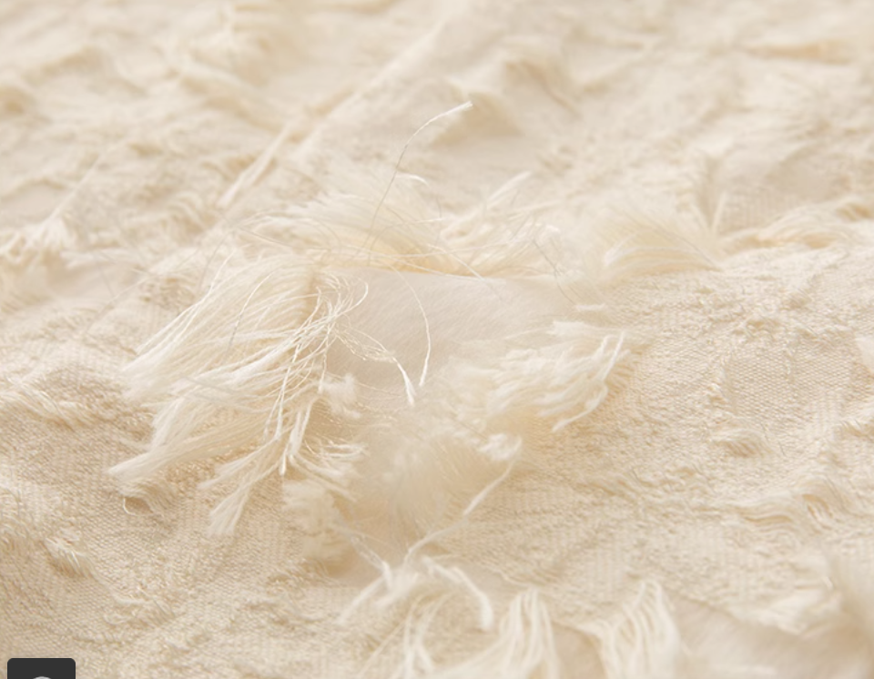 フェザーライク アプリコットカラーのショートパンツ